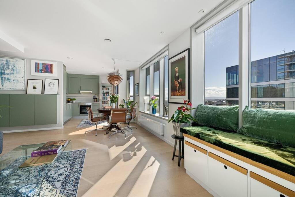 Modern 2Bed Room Sea View Apartment @ Oslo Barcode Dış mekan fotoğraf
