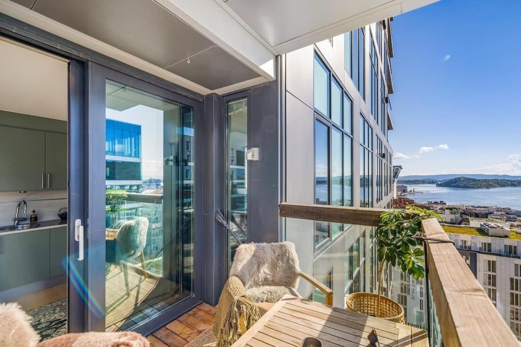Modern 2Bed Room Sea View Apartment @ Oslo Barcode Dış mekan fotoğraf